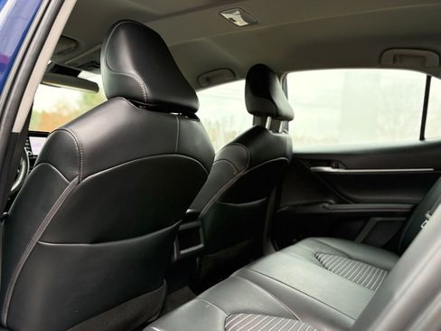 Used 2024 Toyota Camry SE image 16