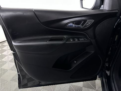 Used 2024 Chevrolet Equinox LT AWD/4WD image 23