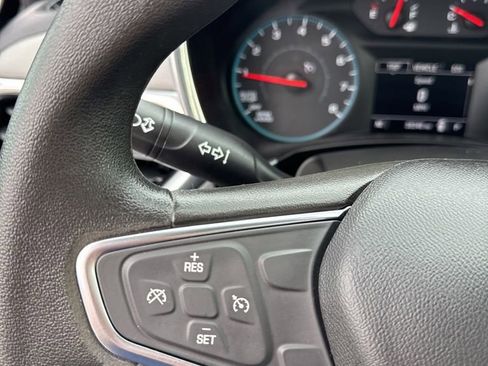 Used 2018 Chevrolet Equinox LS image 14