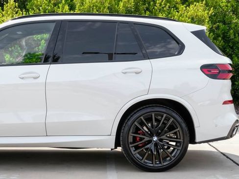 Used 2026 BMW X5 xDrive40i w/ M Sport Package AWD/4WD image 17