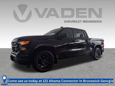 Used 2024 Chevrolet Silverado 1500 Custom AWD/4WD image 1
