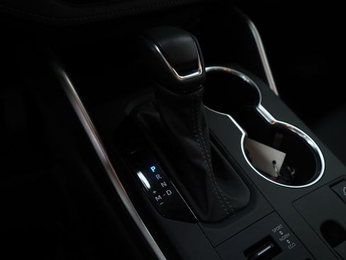 Used 2023 Toyota Highlander XLE image 20