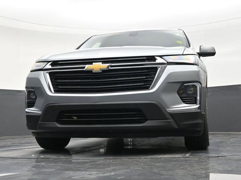 Used 2023 Chevrolet Traverse LS FWD image 27