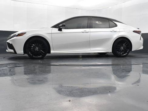 Used 2023 Toyota Camry XSE image 36