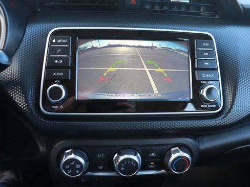 Used 2024 Nissan Kicks S image 25