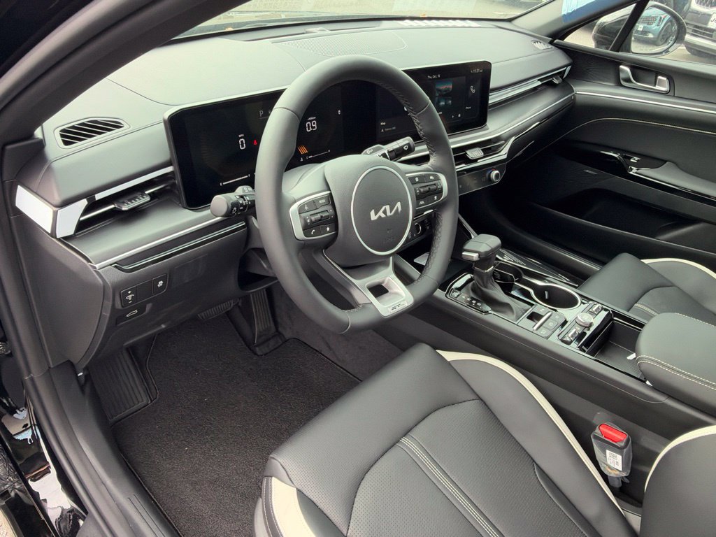 New 2027 Kia K5 GT-Line AWD/4WD image 10