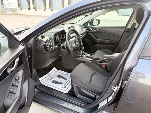 Used 2015 MAZDA MAZDA3 i Sport FWD image 9