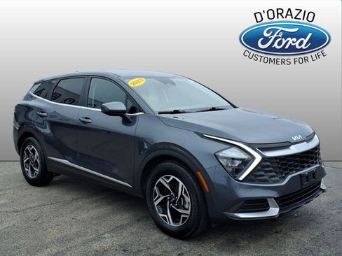 Used 2023 Kia Sportage LX image 1