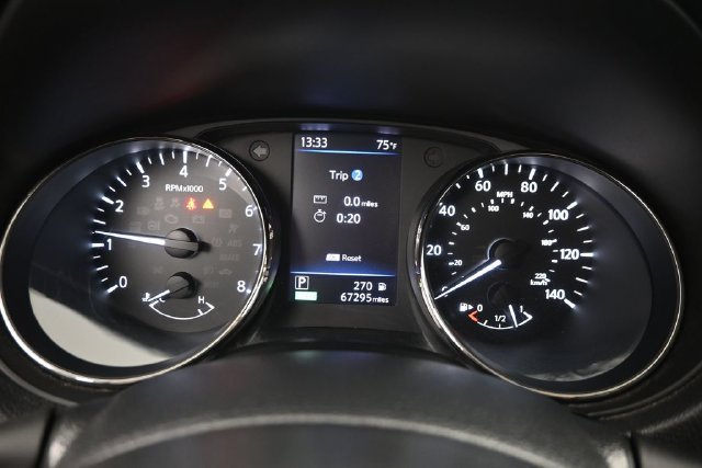 Used 2018 Nissan Rogue SV AWD/4WD image 12