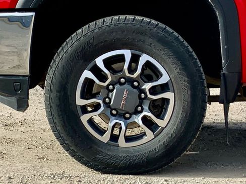 Used 2021 GMC Sierra 3500 SLT w/ SLT Convenience Package image 15