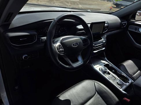 Used 2020 Ford Explorer Limited AWD/4WD image 8