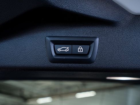 Used 2023 BMW X5 sDrive40i w/ Executive Package image 69