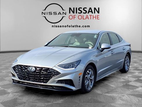 Used 2023 Hyundai Sonata SEL FWD image 1
