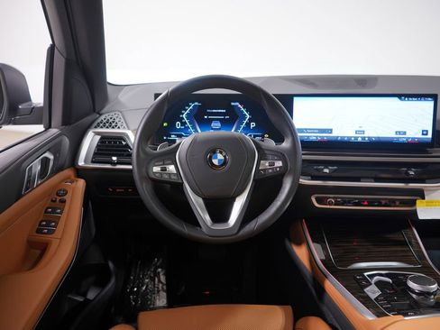Used 2026 BMW X5 sDrive40i w/ Parking Assistance Package RWD image 11