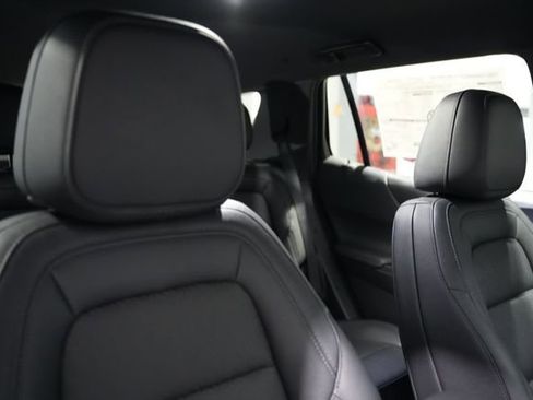 New 2026 Chevrolet Equinox LT w/ Convenience Package II AWD/4WD image 21