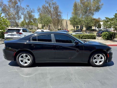 Used 2023 Dodge Charger SXT RWD image 7