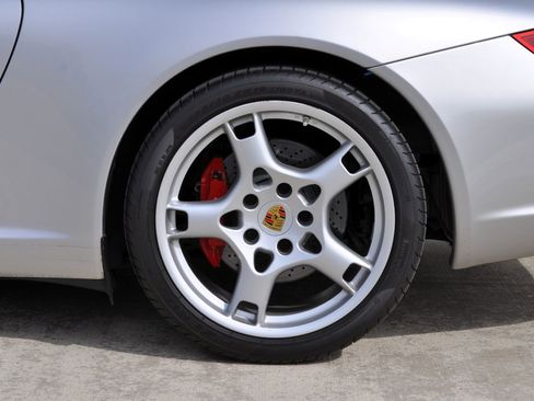 Used 2006 Porsche 911 Carrera S RWD image 25