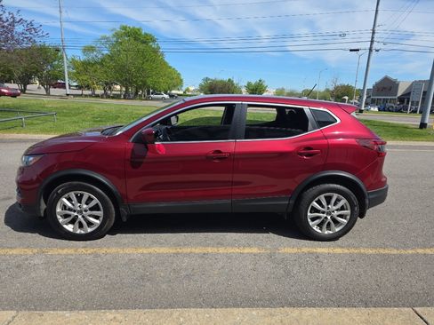 Used 2021 Nissan Rogue Sport S image 7