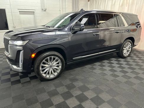 Used 2024 Cadillac Escalade ESV Premium Luxury w/ Performance Package AWD/4WD image 5