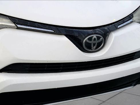 Used 2017 Toyota RAV4 XLE FWD image 29