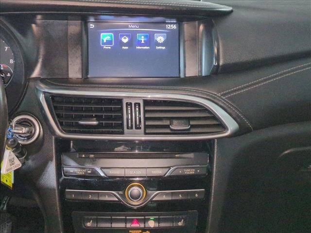 Used 2017 INFINITI QX30 Premium FWD image 14