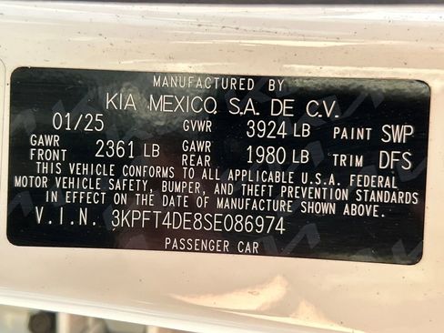 Used 2025 Kia K4 LXS image 31
