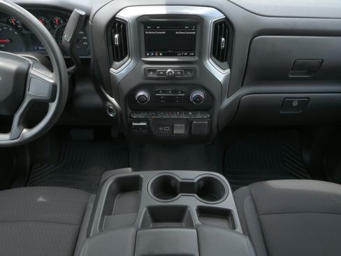 Used 2025 Chevrolet Silverado 2500 Custom w/ Custom Value Package AWD/4WD image 12