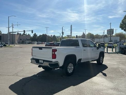 Used 2023 Chevrolet Silverado 3500 LTZ w/ LTZ Convenience Package AWD/4WD image 3