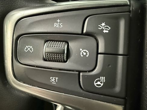 Used 2023 Chevrolet Silverado 1500 LT image 20