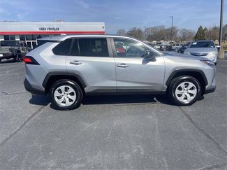 Used 2025 Toyota RAV4 LE video 2