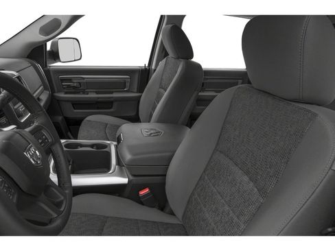 Used 2018 RAM 2500 Big Horn w/ Harvest Edition AWD/4WD image 9