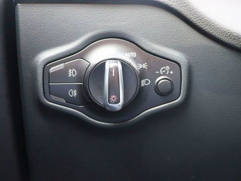 Used 2016 Audi Q5 2.0T Premium image 31