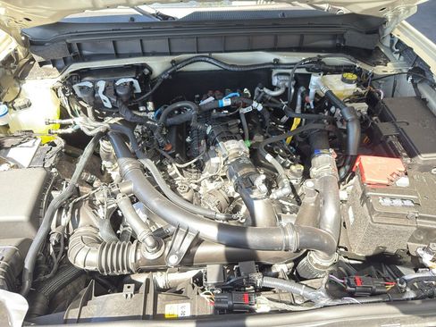 New 2026 Ford Bronco Outer Banks AWD/4WD image 38