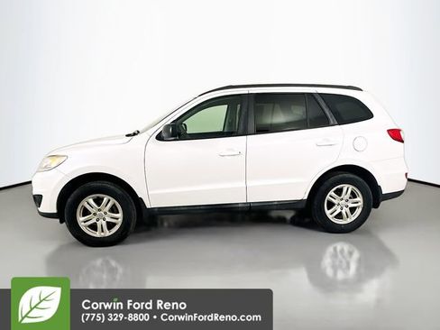 Used 2012 Hyundai Santa Fe GLS image 4
