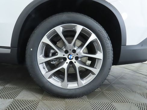 Used 2026 BMW X5 sDrive40i w/ Climate Comfort Package RWD image 33