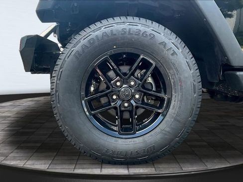 Used 2014 Jeep Wrangler Sport AWD/4WD image 29