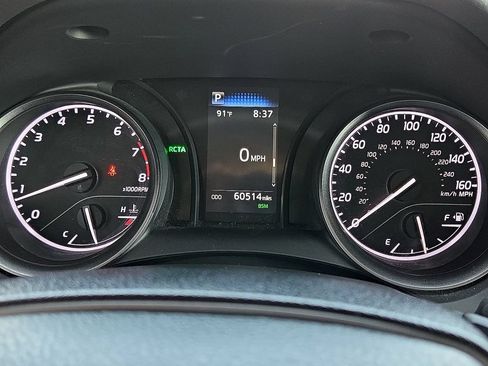 Used 2024 Toyota Camry SE FWD image 20