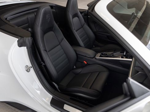 Used 2025 Porsche 911 Turbo S image 59