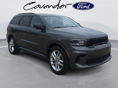 Used 2024 Dodge Durango GT image 3