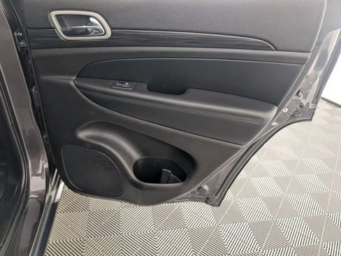 Certified 2021 Jeep Grand Cherokee Laredo X RWD image 33