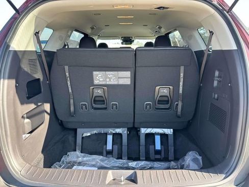 New 2026 Kia Carnival FWD image 11