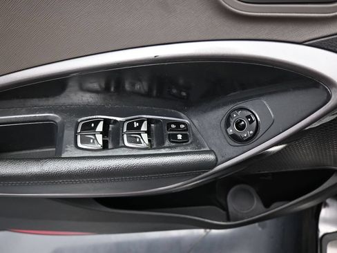 Used 2013 Hyundai Santa Fe Sport FWD image 10