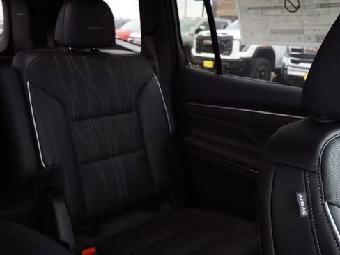 New 2026 Buick Enclave Avenir w/ Super Cruise Package image 12