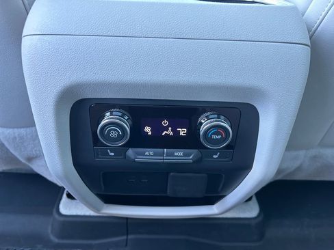 Certified 2025 Buick Enclave Avenir w/ Super Cruise Package image 32