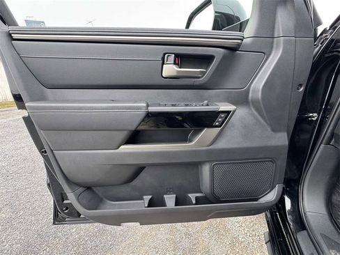 Used 2024 Toyota Tundra Limited image 26