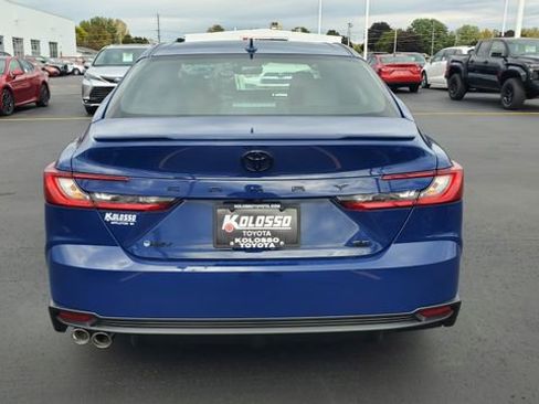 New 2025 Toyota Camry SE image 5