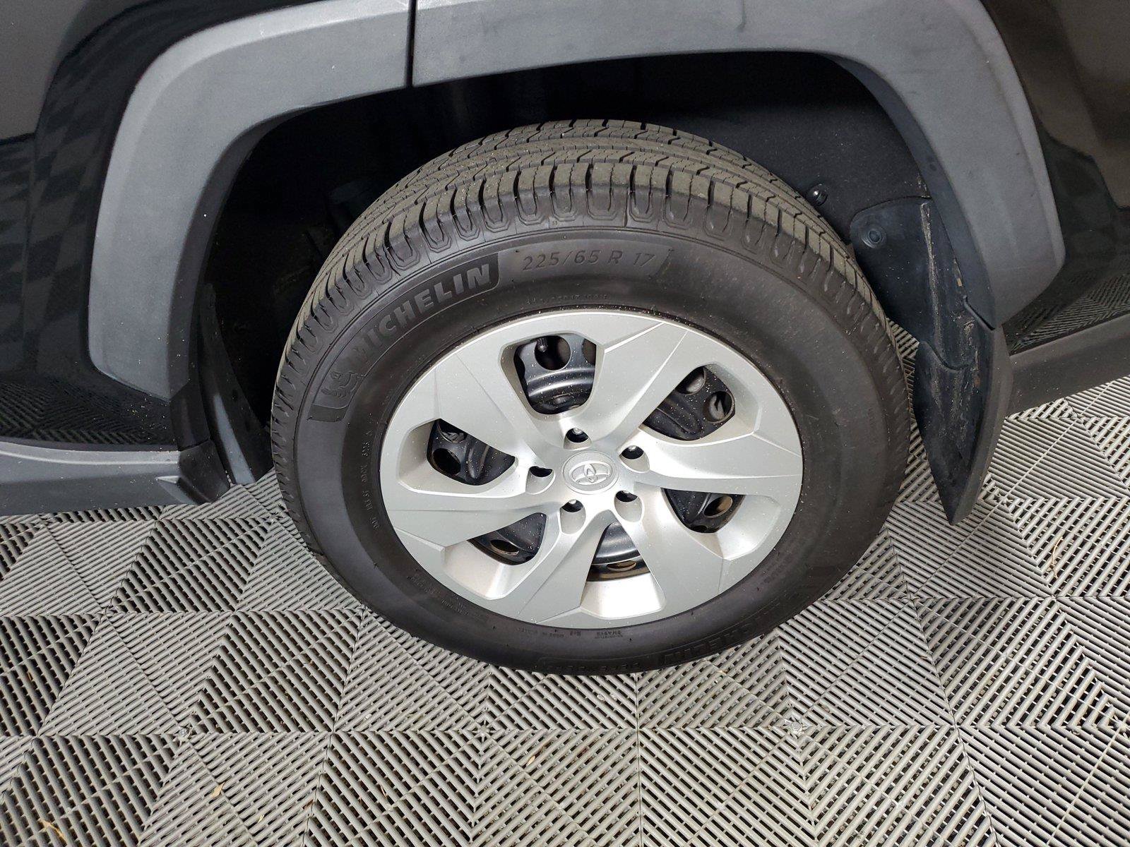 Used 2019 Toyota RAV4 LE w/ All Weather Liner Package AWD/4WD image 10
