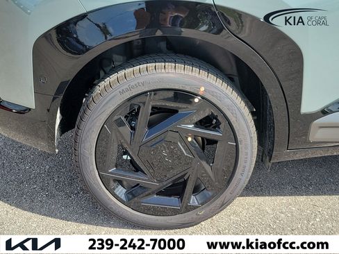 New 2027 Kia Seltos X-Line SX AWD/4WD image 9
