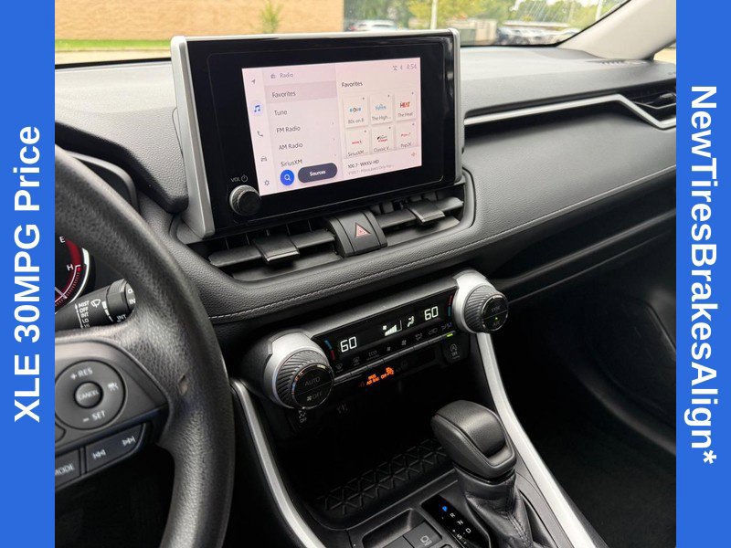 Used 2024 Toyota RAV4 XLE FWD image 25