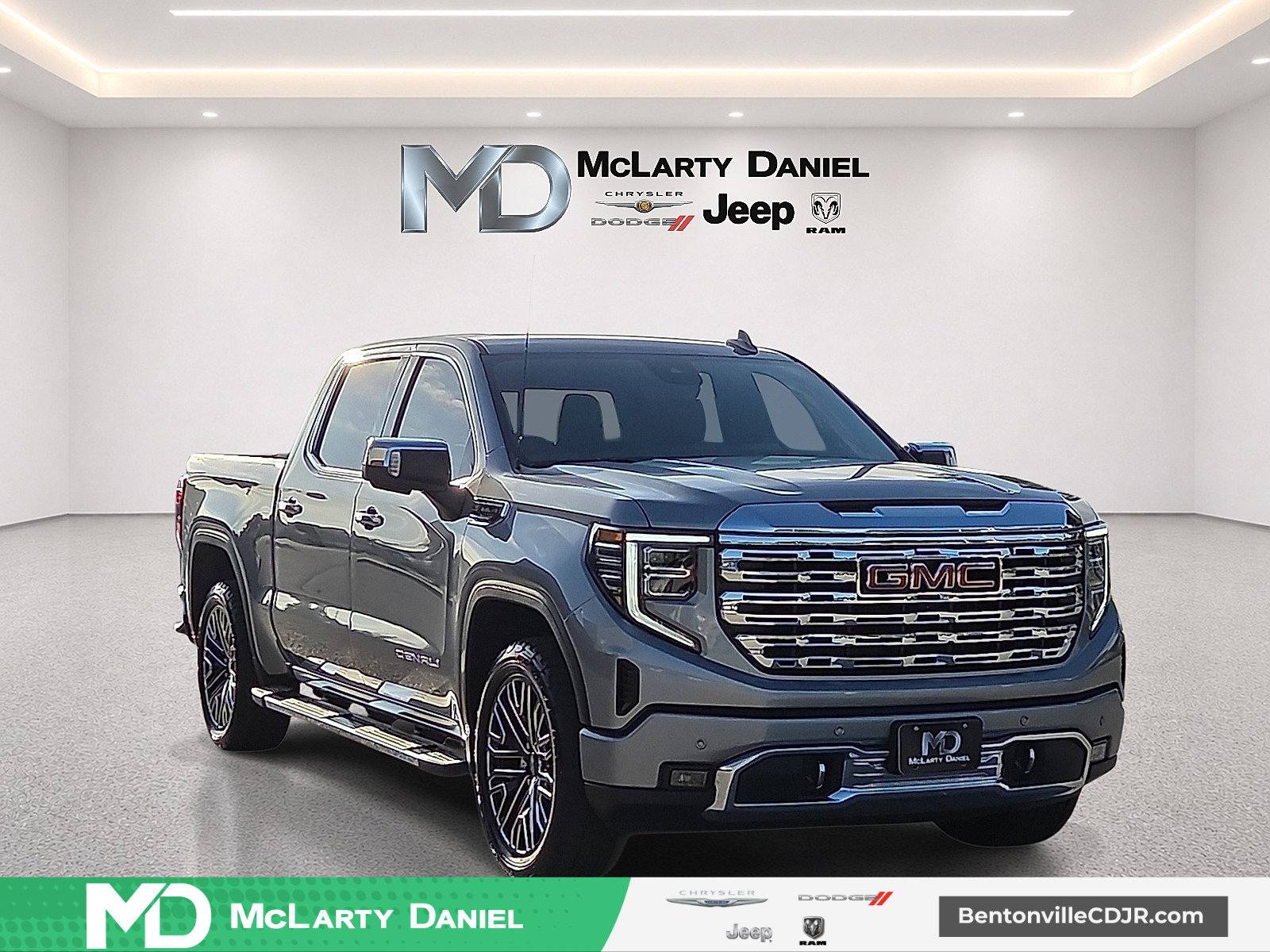 Used 2026 GMC Sierra 1500 Denali w/ Technology Package AWD/4WD image 1
